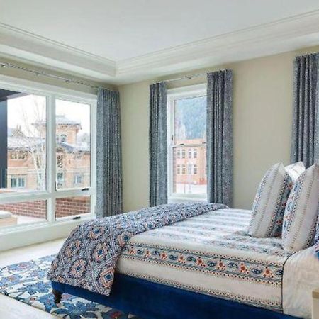 Hotel Jerome, An Auberge Resort Aspen Exterior photo