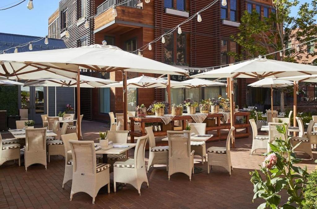 Hotel Jerome, An Auberge Resort Aspen Exterior photo