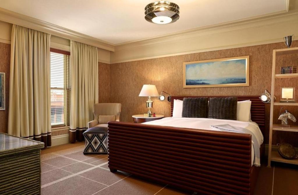 Hotel Jerome, An Auberge Resort Aspen Exterior photo