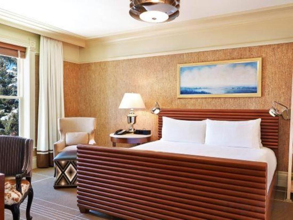 Hotel Jerome, An Auberge Resort Aspen Exterior photo