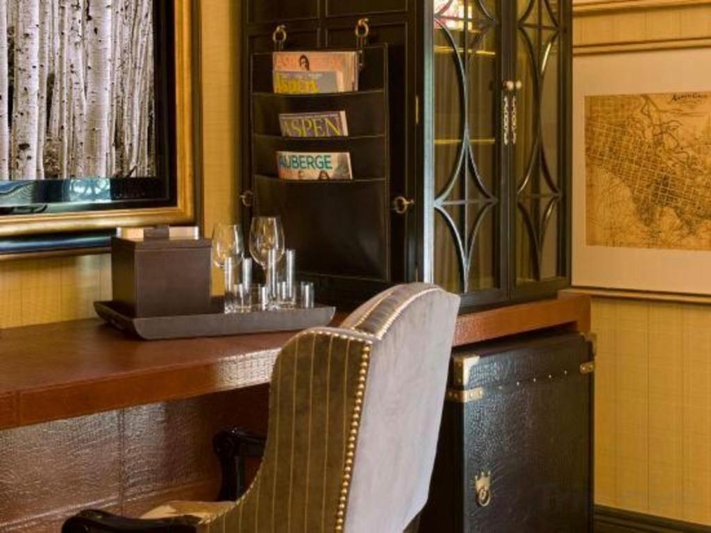 Hotel Jerome, An Auberge Resort Aspen Exterior photo