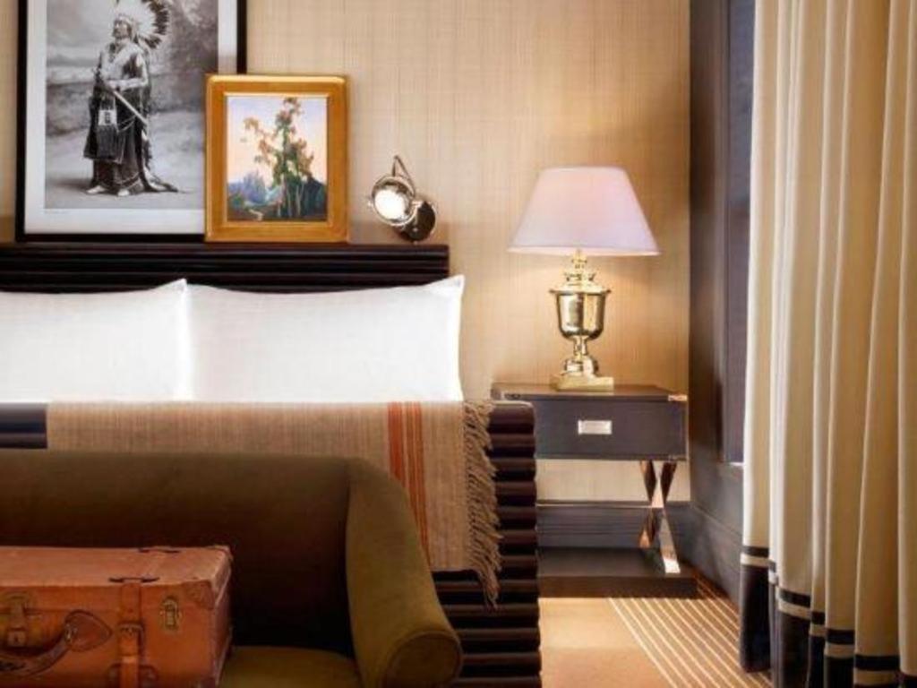Hotel Jerome, An Auberge Resort Aspen Exterior photo