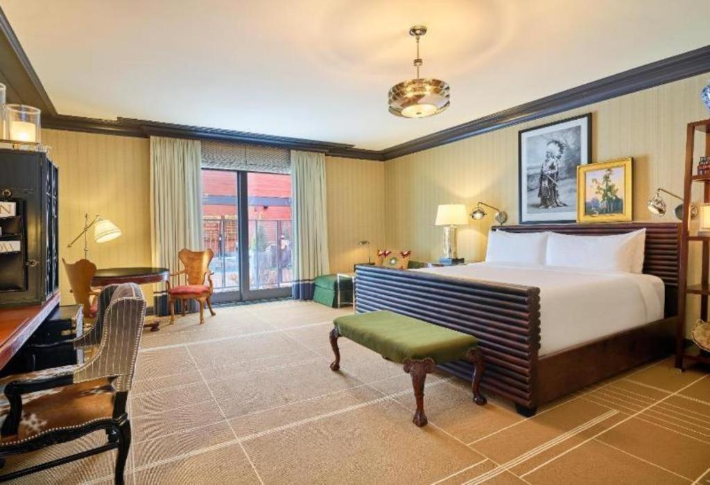 Hotel Jerome, An Auberge Resort Aspen Exterior photo